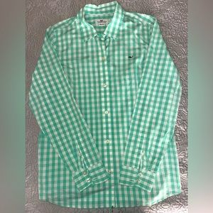 Vineyard Vines Plaid Button Up size 10